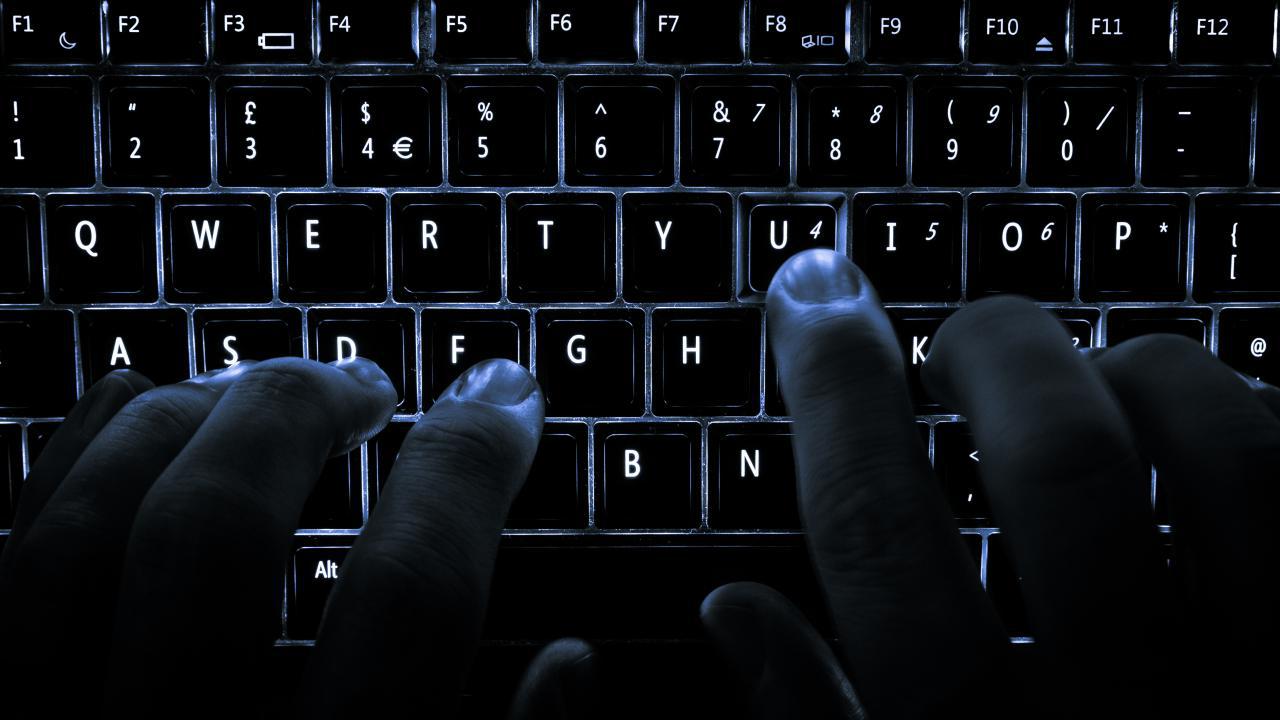 hackers-rusos-vulneran-computadoras-del-partido-democrata