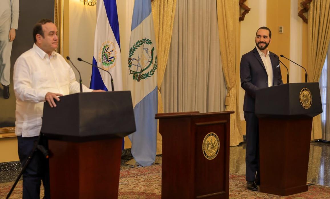 presidente-de-guatemala-ofrece-a-el-salvador-salida-en-el-atlantico