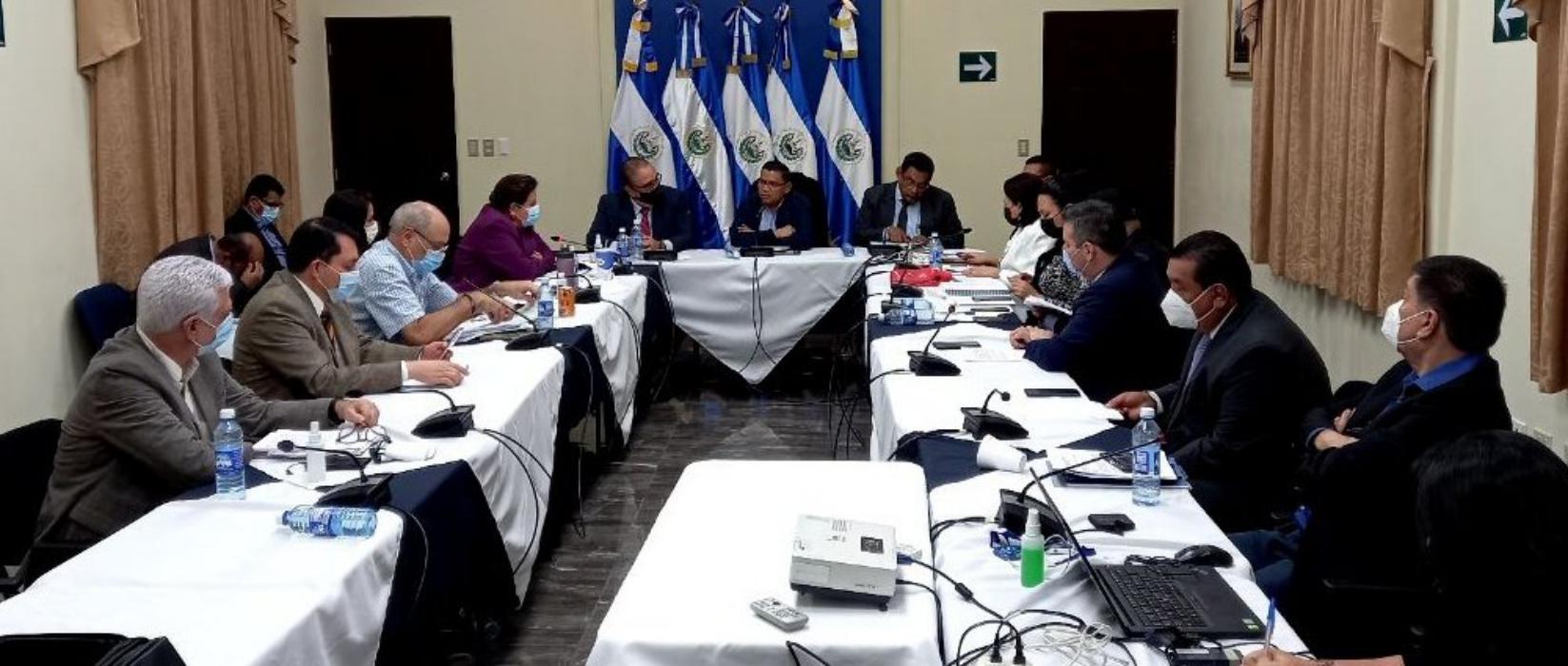 Diputados aprueban dictamen a favor de un Presupuesto inconstitucional diputados-aprueban-dictamen-a-favor-de-un-presupuesto-inconstitucional
