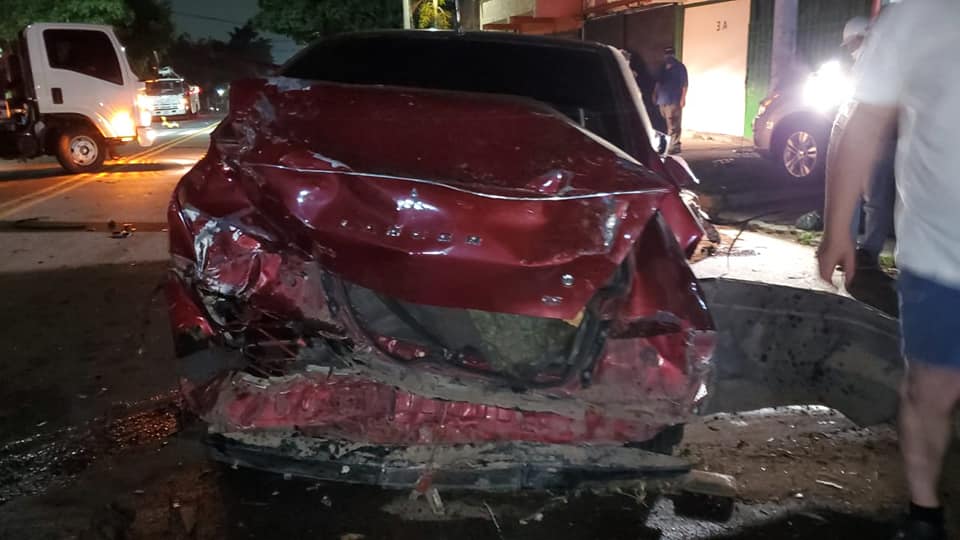Pareja incumple cuarentena y pierde la vida en aparatoso accidente pareja-incumple-cuarentena-y-pierde-la-vida-en-aparatoso-accidente