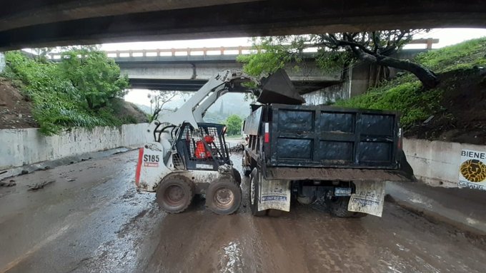 Más de 60 cuadrillas del MOP se encuentran trabajando ante la emergencia por lluvias mas-de-60-cuadrillas-del-mop-se-encuentran-trabajando-ante-la-emergencia-por-lluvias