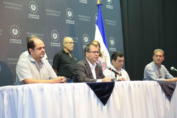 Médicos especialistas se suman a la lucha contra el COVID-19 medicos-especialistas-se-suman-a-la-lucha-contra-el-covid-19