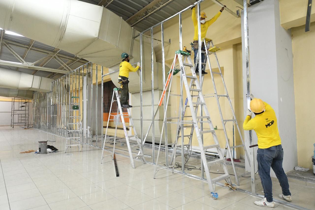 Obras Públicas confirma que pronto entregarán las dos primeras etapas del Hospital en CIFCO obras-publicas-confirma-que-pronto-entregaran-las-dos-primeras-etapas-del-hospital-en-cifco