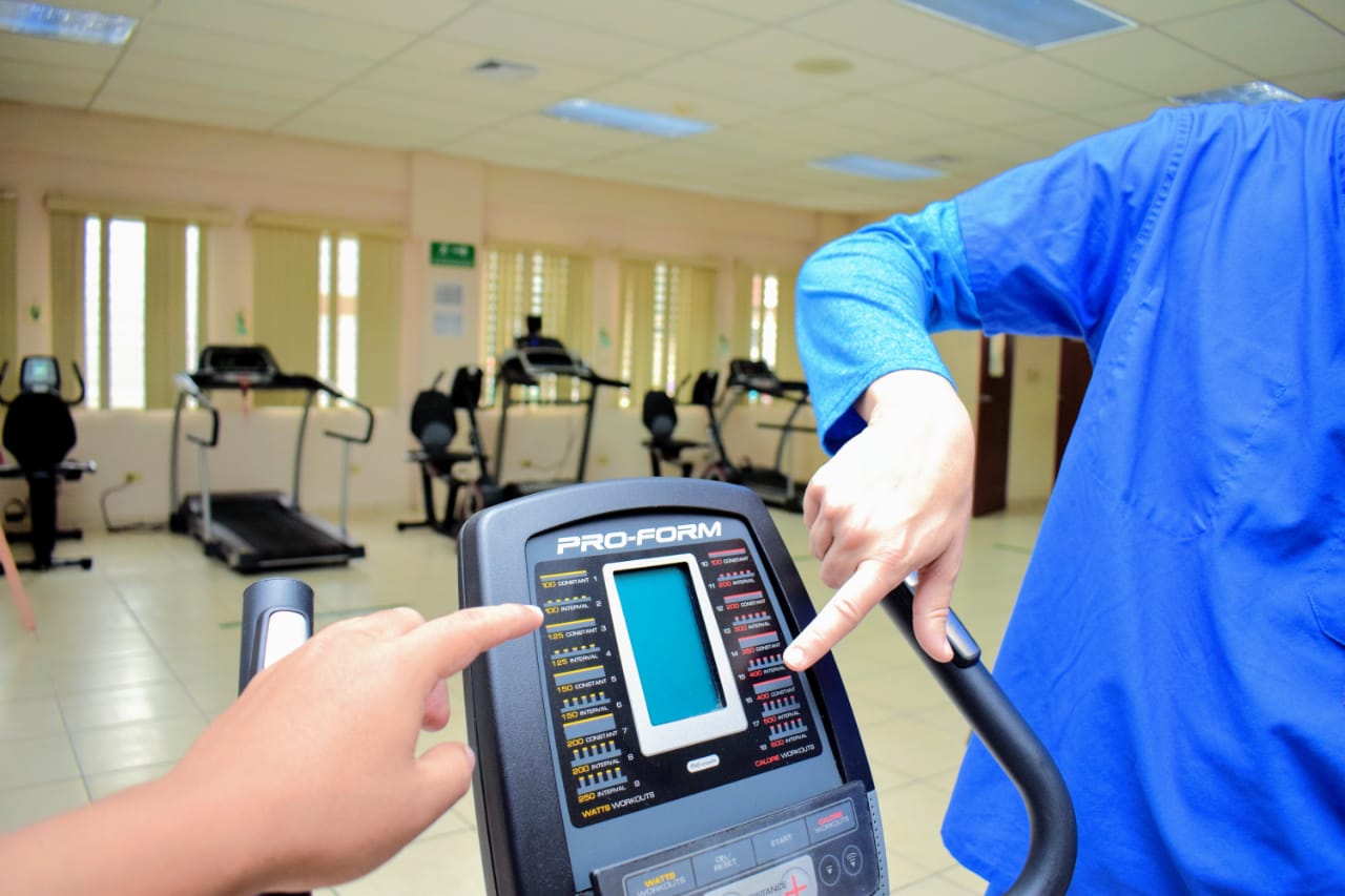 Ministerio de Salud reinaugura gimnasio de rehabilitación pulmonar en el Hospital Saldaña ministerio-de-salud-reinaugura-gimnasio-de-rehabilitacion-pulmonar-en-el-hospital-saldana