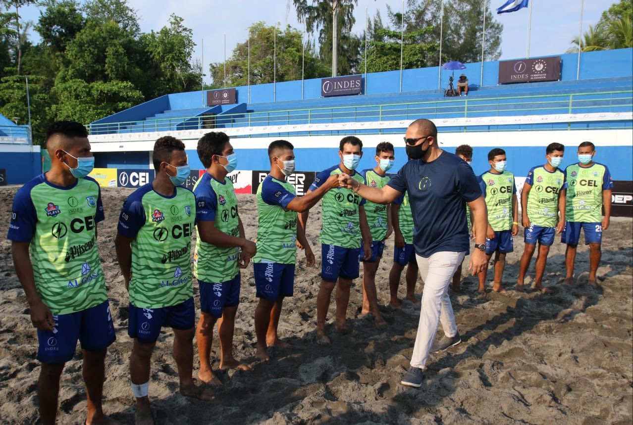 INDES inaugura la primera edición de la Liga de Fútbol Playa #CopaCEL2021 indes-inaugura-la-primera-edicion-de-la-liga-de-futbol-playa-copacel2021
