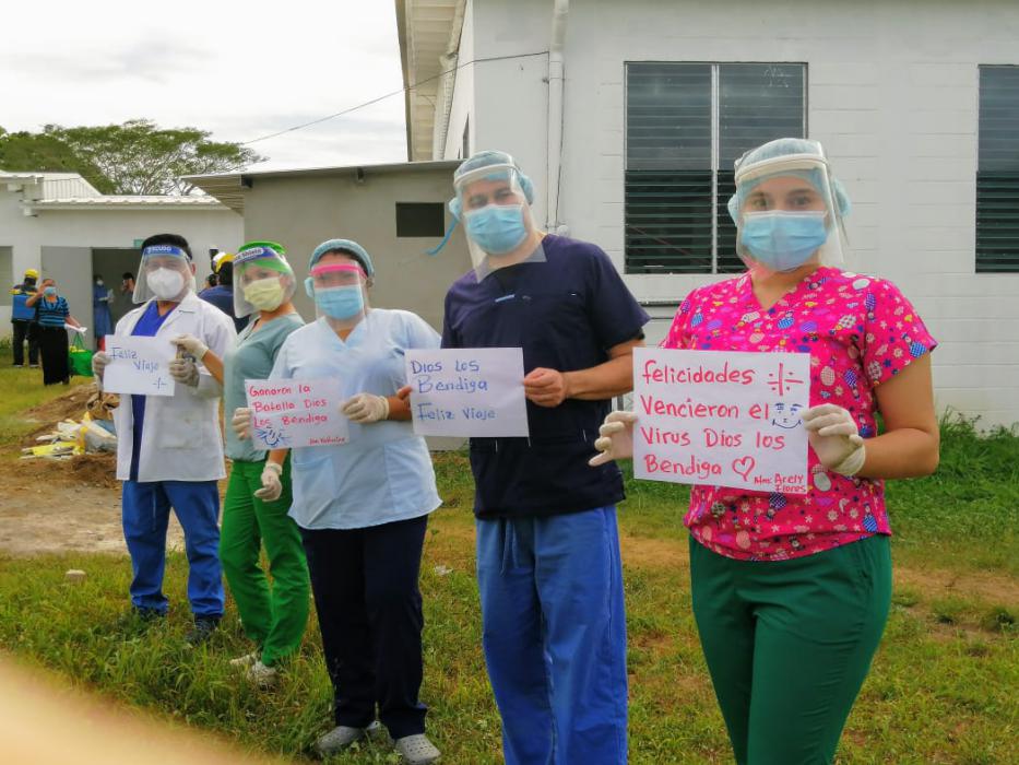 129-salvadorenos-fueron-dados-de-alta-hoy-tras-vencer-el-covid19-en-diversos-hospitales