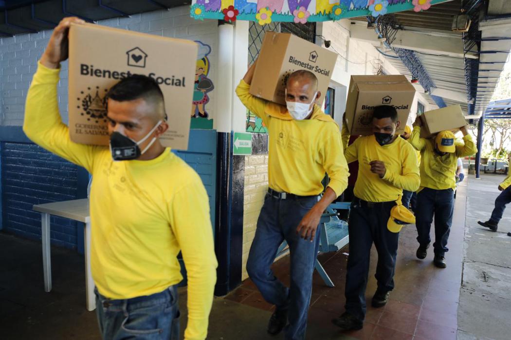Mil privados de libertad contribuyen en entrega de Paquetes Alimentarios en San Salvador mil-privados-de-libertad-contribuyen-en-entrega-de-paquetes-alimentarios-en-san-salvador