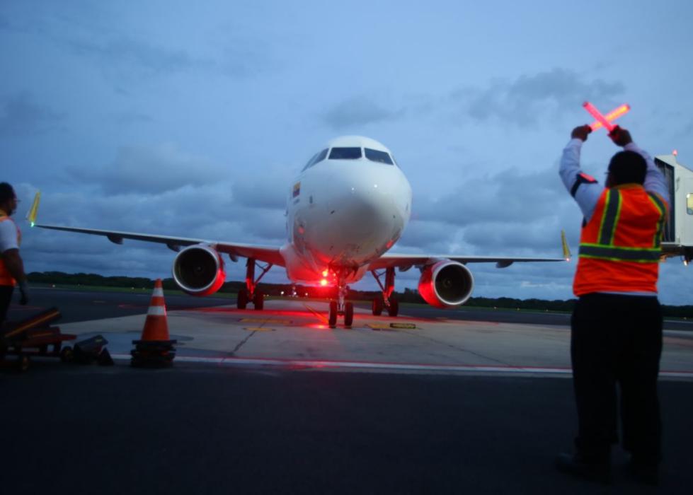 114 salvadoreños procedentes de Suramérica, regresan al país apoyados por el Plan de Repatriación 114-salvadorenos-procedentes-de-suramerica-regresan-al-pais-apoyados-por-el-plan-de-repatriacion