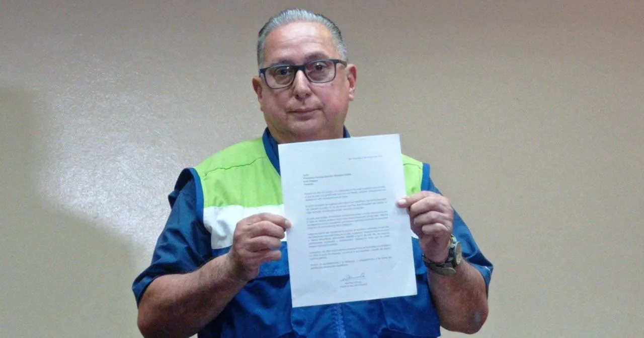 Alcalde de Guayabal presenta su renuncia a ARENA, tras más de 20 años al frente de su municipio alcalde-de-guayabal-presenta-su-renuncia-a-arena-tras-mas-de-20-anos-al-frente-de-su-municipio