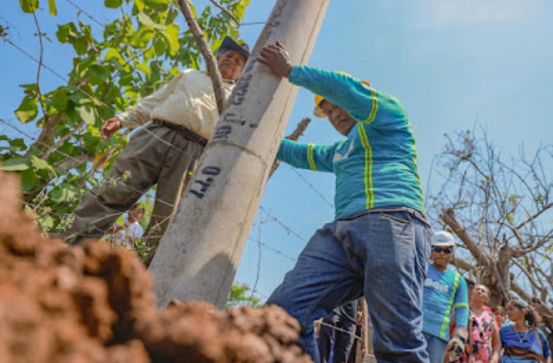 DOM ha avanzado 90% en proyecto de electrificación en Los Almendros dom-ha-avanzado-90-en-proyecto-de-electrificacion-en-los-almendros