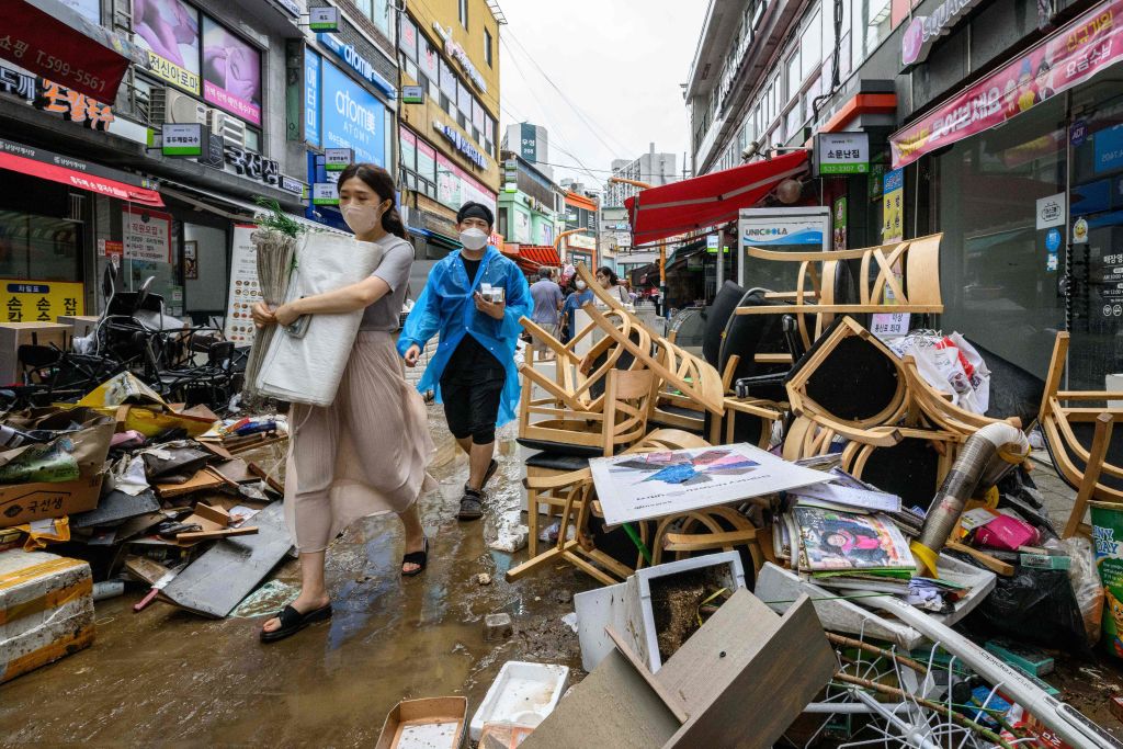 nueve-muertos-y-seis-desaparecidos-por-las-fuertes-inundaciones-en-corea-del-sur