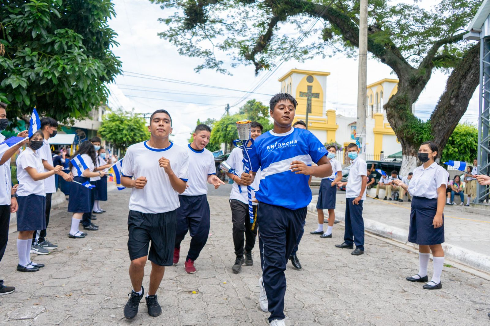 Alcaldía de Ilopango recibe antorcha centroamericana por la paz alcaldia-de-ilopango-recibe-antorcha-centroamericana-por-la-paz