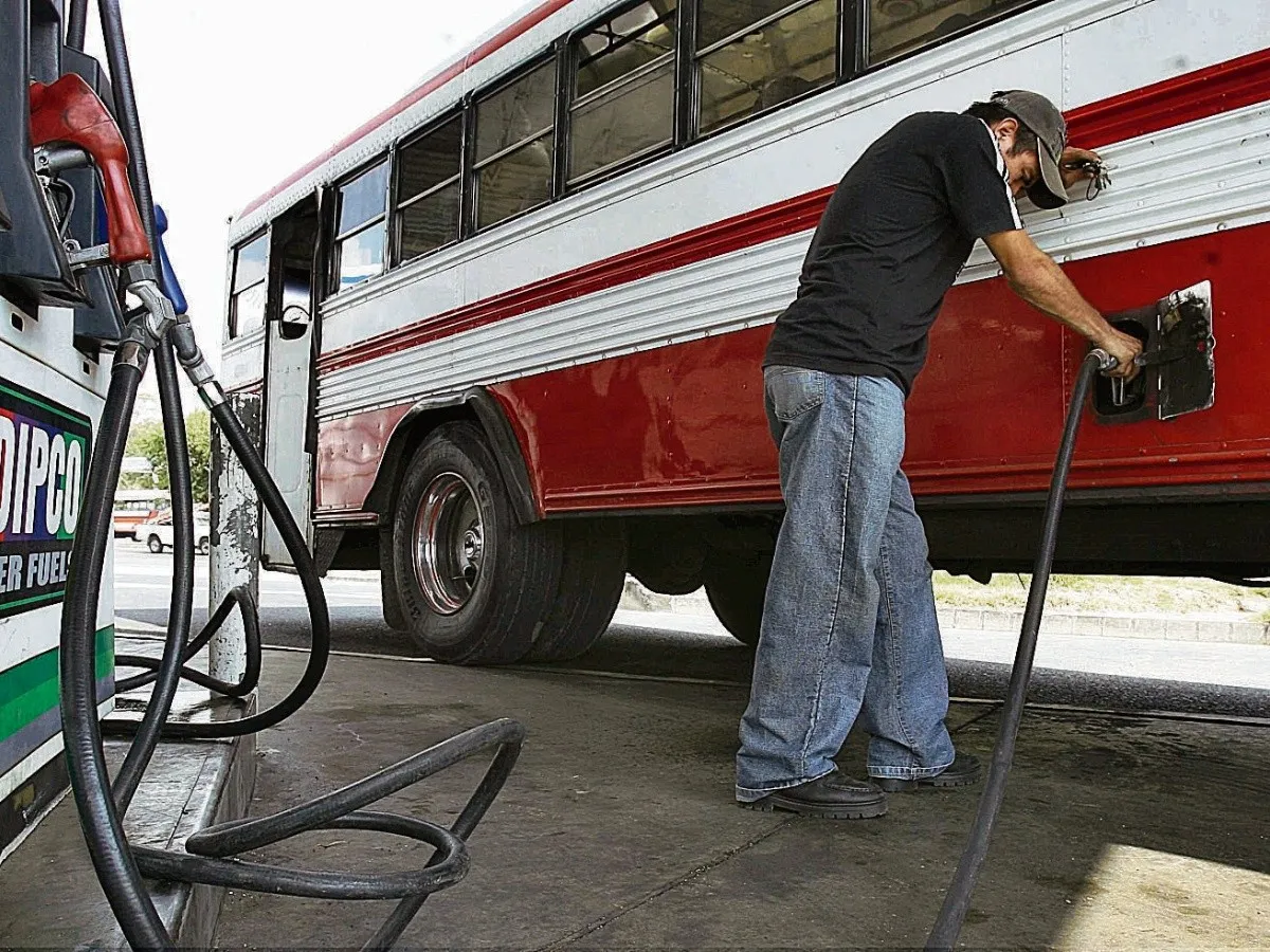 CONTRANS se suspenderá tres meses para alivar compra de combustible en El Salvador contrans-se-suspendera-tres-meses-para-alivar-compra-de-combustible-en-el-salvador