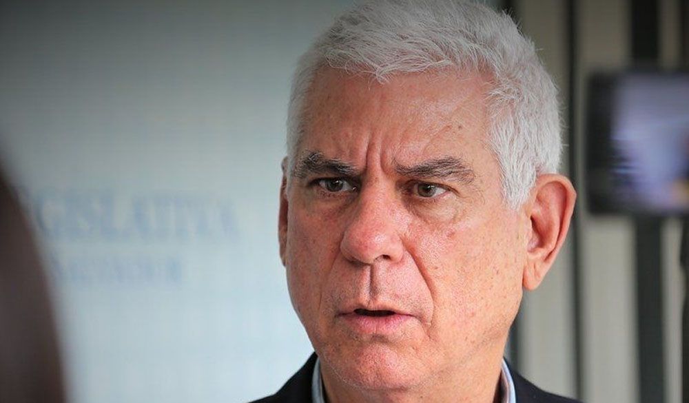 Giran orden de captura contra Rodolfo Parker por la masacre de los Jesuitas de la UCA giran-orden-de-captura-contra-rodolfo-parker-por-la-masacre-de-los-jesuitas-de-la-uca