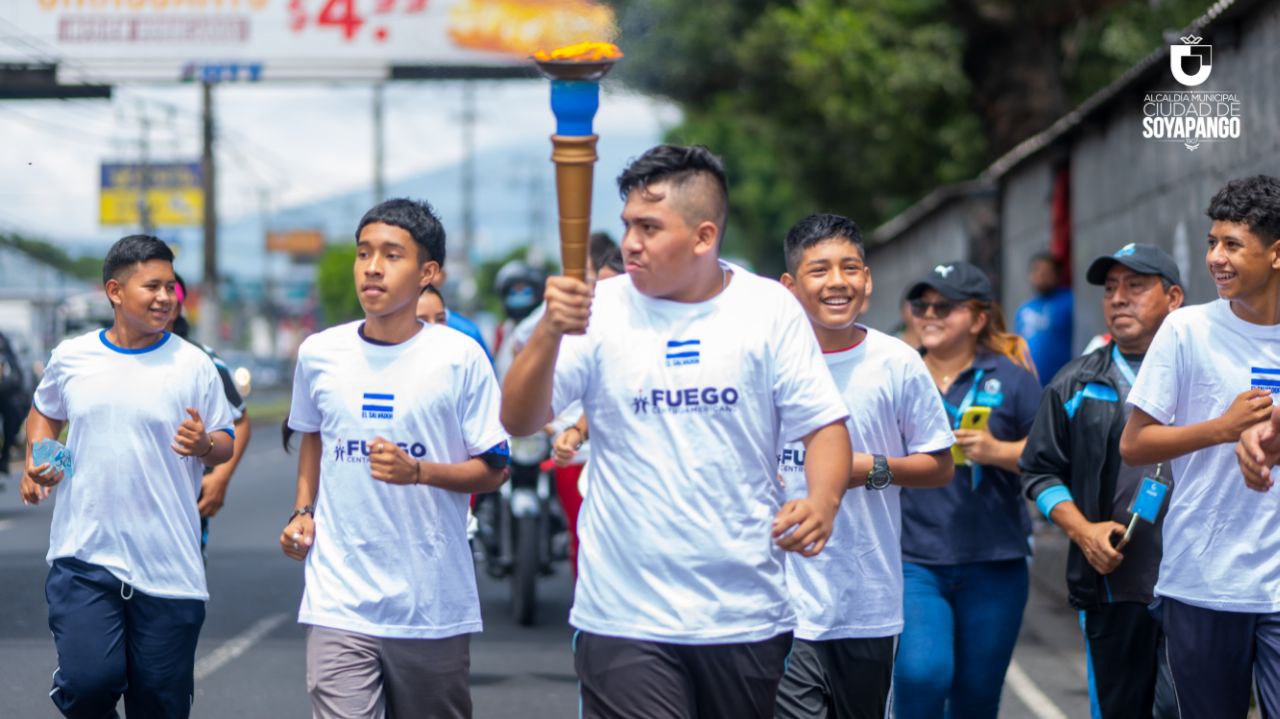 Antorcha Centroamericana de la Paz llega a Soyapango antorcha-centroamericana-de-la-paz-llega-a-soyapango