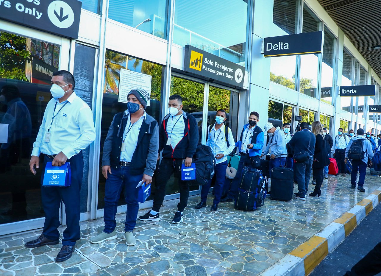 viajeros-en-aerolineas-que-se-dirigen-a-eeuu-deben-presentar-prueba-covid19-para-ingresar