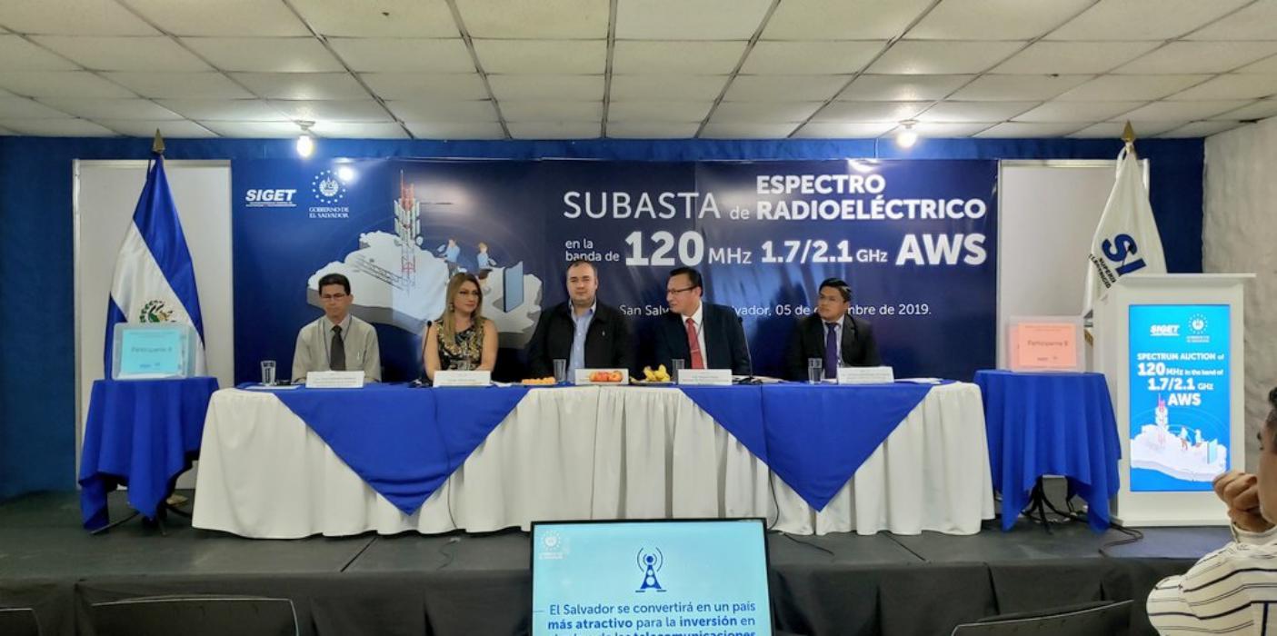 SIGET realiza histórica subasta del espectro radioeléctrico siget-realiza-historica-subasta-del-espectro-radioelectrico