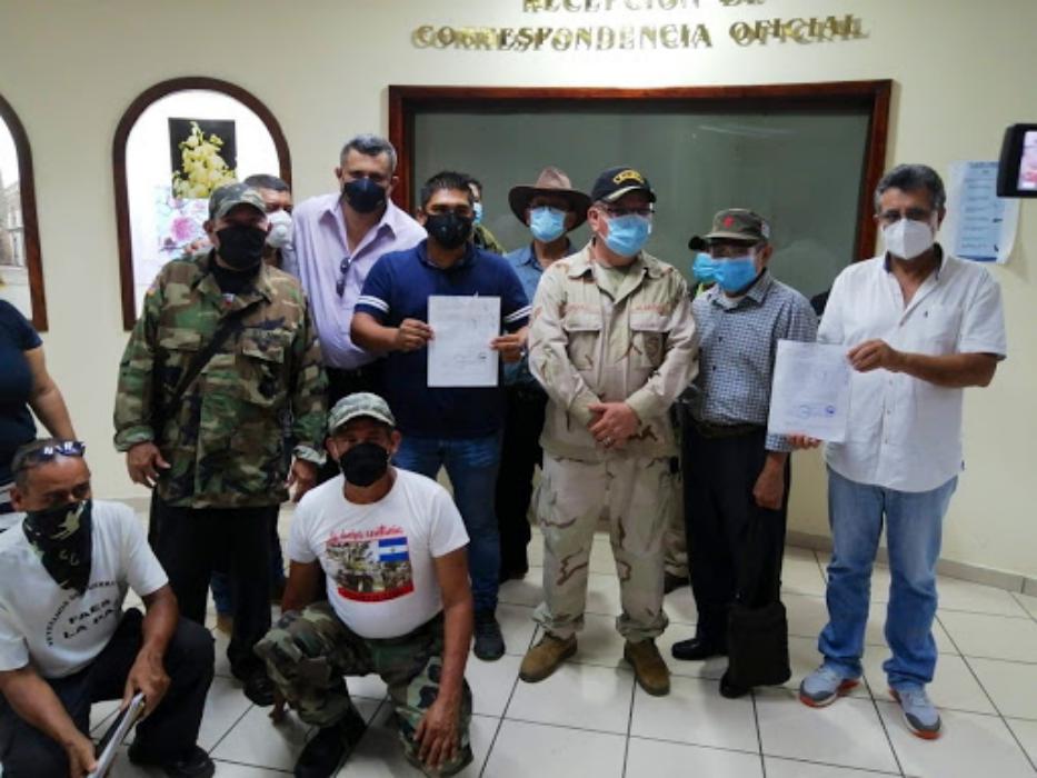 ARENA y FMLN "acompañan"causa de veteranos de guerra con fines electorales arena-y-fmln-acompanancausa-de-veteranos-de-guerra-con-fines-electorales