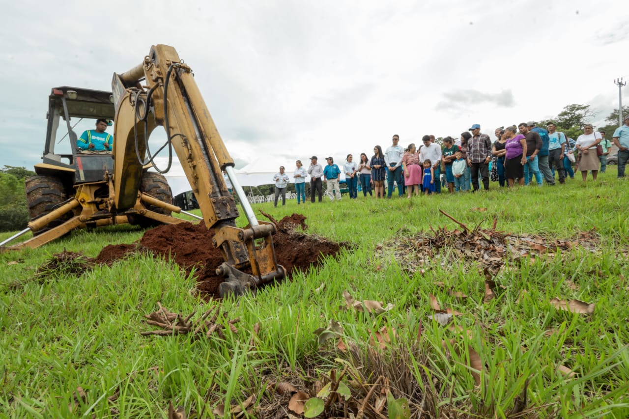 inicia-construccion-de-la-primera-planta-de-tratamiento-de-aguas-negras-en-caserio-el-mozote