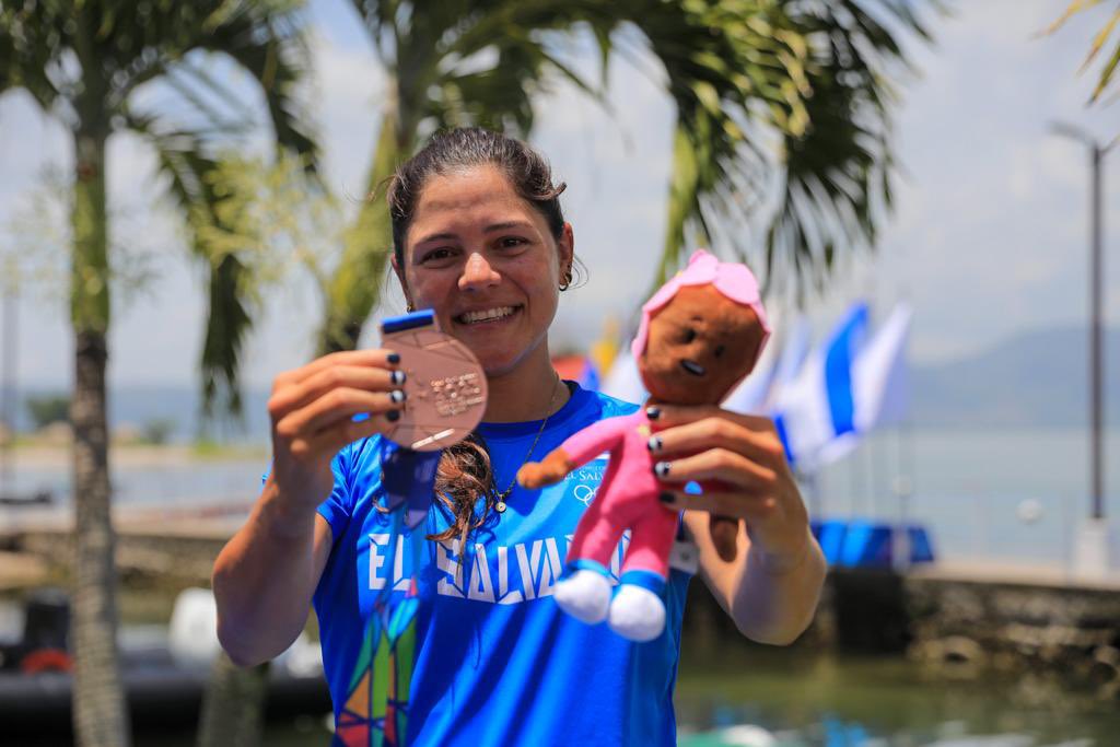 el-salvador-obtiene-su-primera-medalla-en-los-juegos-san-salvador-2023