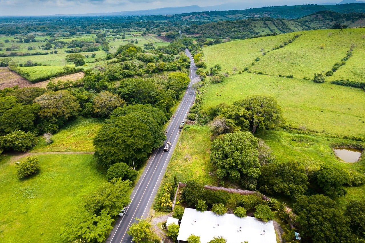 Entregan más de 26 km renovados de la carretera entre Ahuachapán y Las Chinamas entregan-mas-de-26-km-renovados-de-la-carretera-entre-ahuachapan-y-las-chinamas