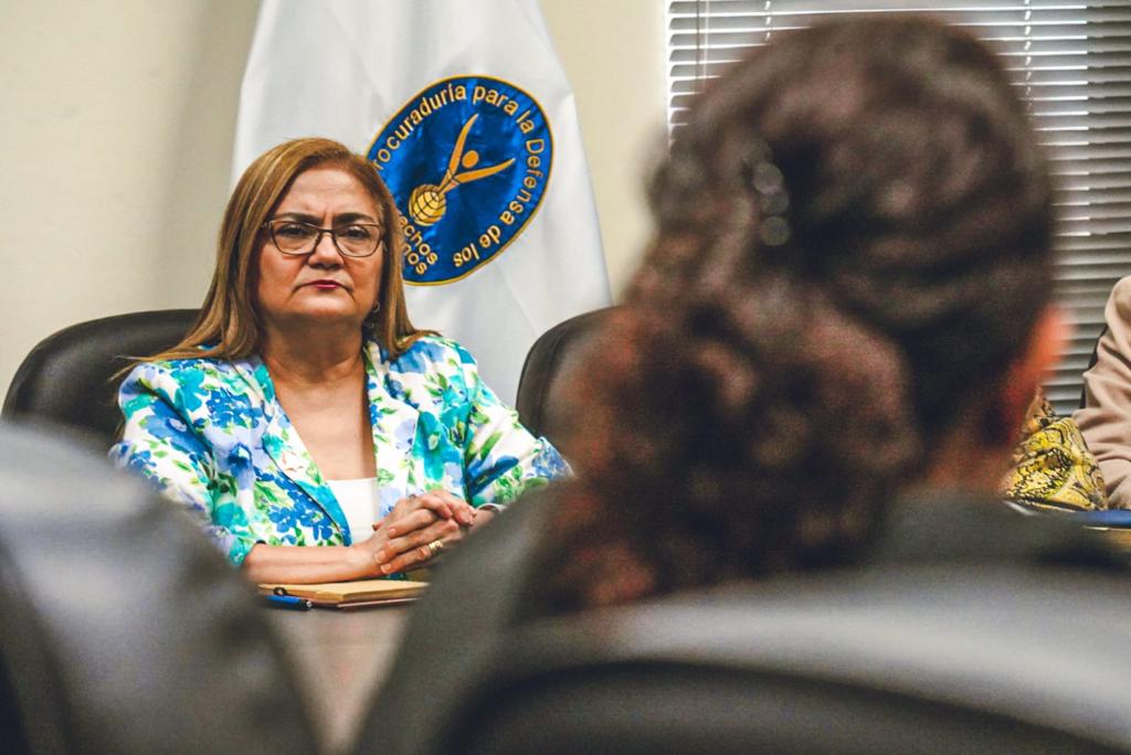 Procuradora de Derechos Humanos se reúne con familias víctimas de terroristas procuradora-de-derechos-humanos-se-reune-con-familias-victimas-de-terroristas