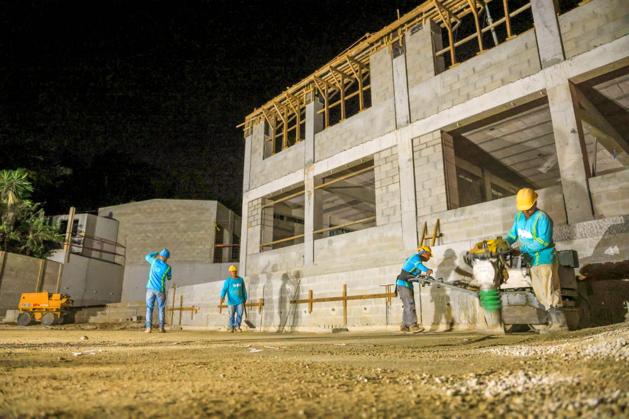 avanzan-trabajos-de-reconstruccion-del-centro-escolar-el-matazano-de-santa-rosa-guachipilin