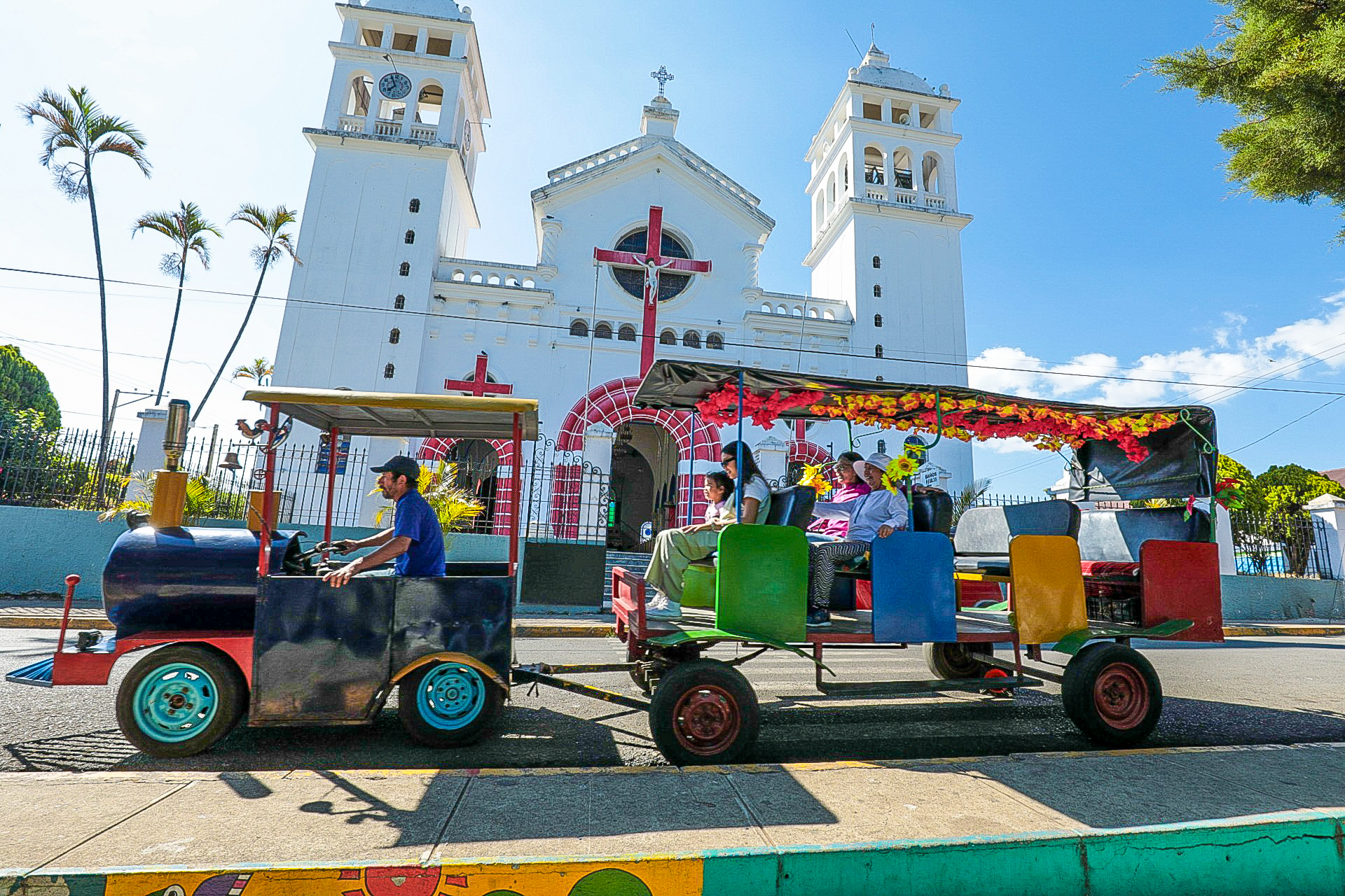 dom-entrega-mas-de-una-docena-de-calles-rehabilitadas-en-juayua