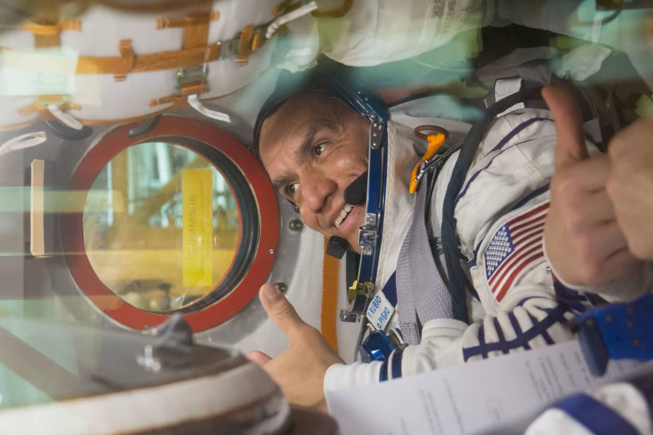 frank-rubio-se-convierte-en-el-primer-astronauta-de-origen-salvadoreno-en-viajar-al-espacio