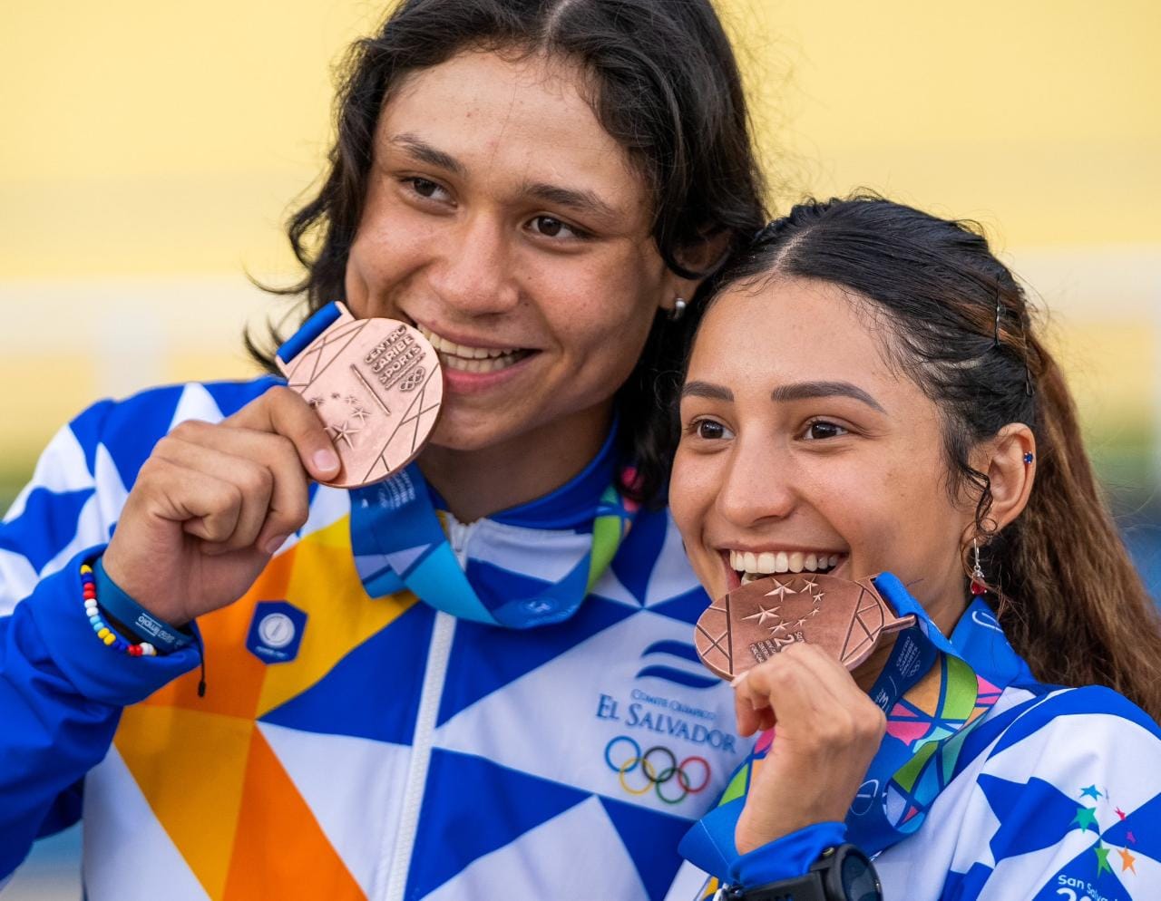 patinadores-salvadorenos-conquistan-el-bronce-en-los-juegos-san-salvador-2023