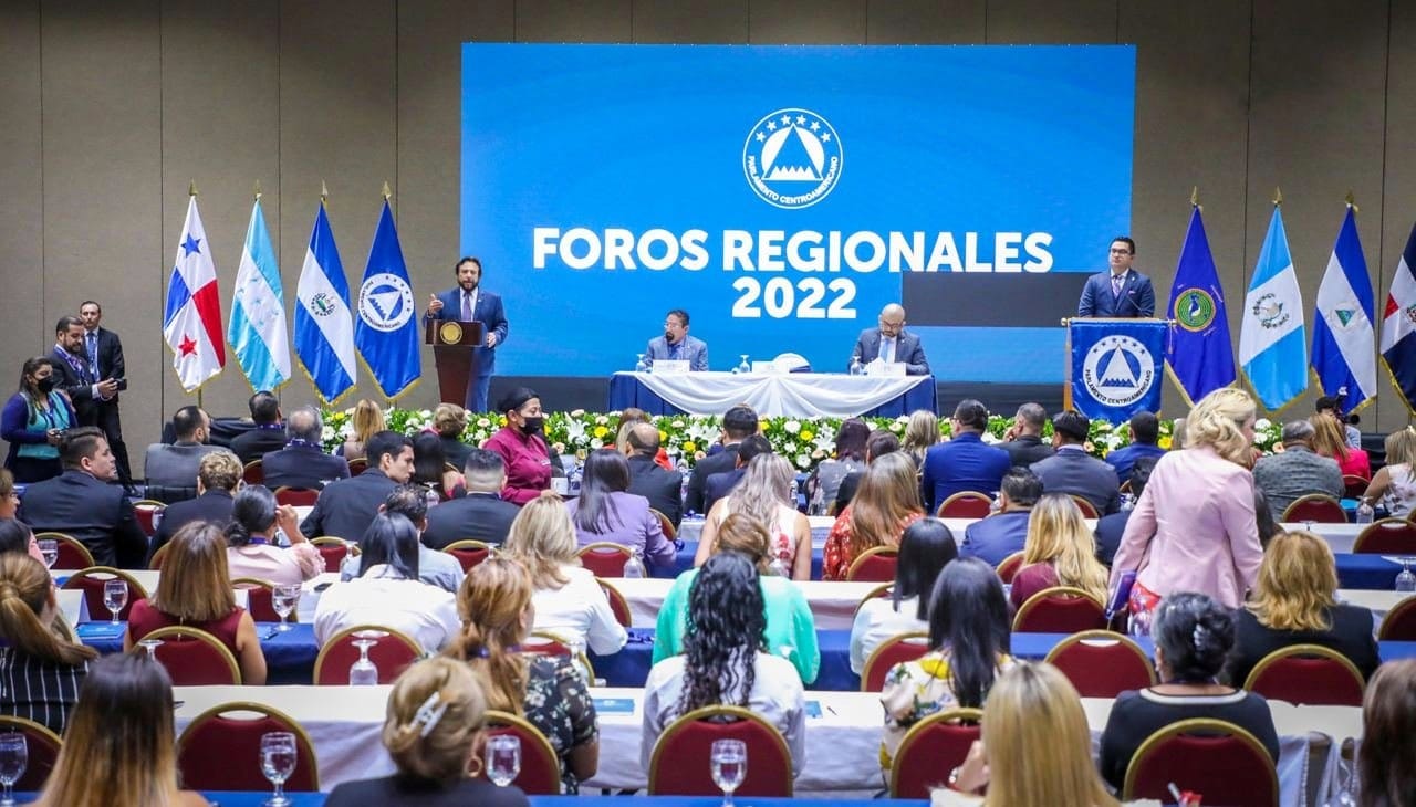 el-salvador-se-convierte-en-sede-de-los-foros-regionales-del-parlacen-2022