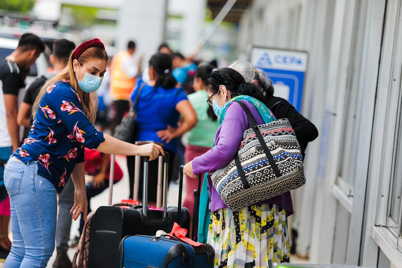 Más de 2.9 millones de pasajeros atendidos en el Aeropuerto Internacional de El Salvador en lo que va del 2022 mas-de-29-millones-de-pasajeros-atendidos-en-el-aeropuerto-internacional-de-el-salvador-en-lo-que-va-del-2022