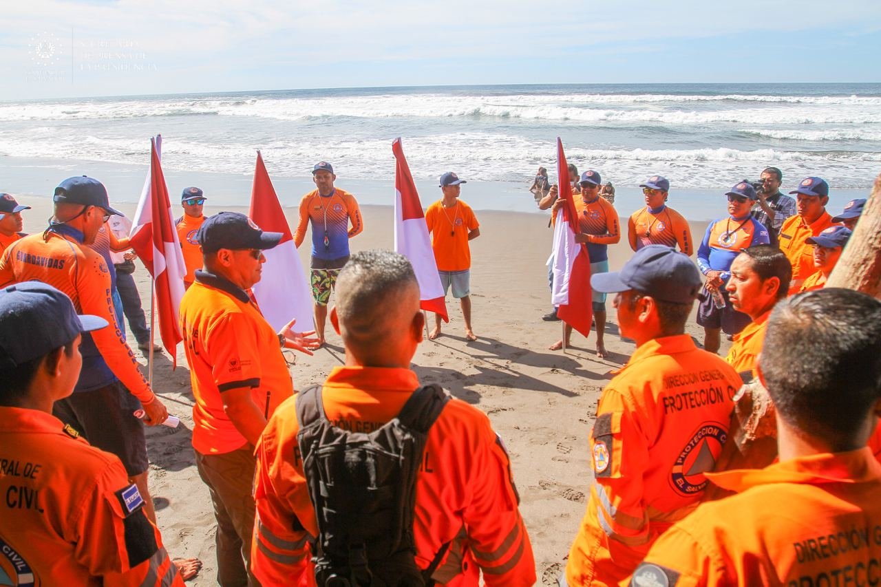 realizan-simulacro-ante-posible-tsunami-en-la-costa-salvadorena