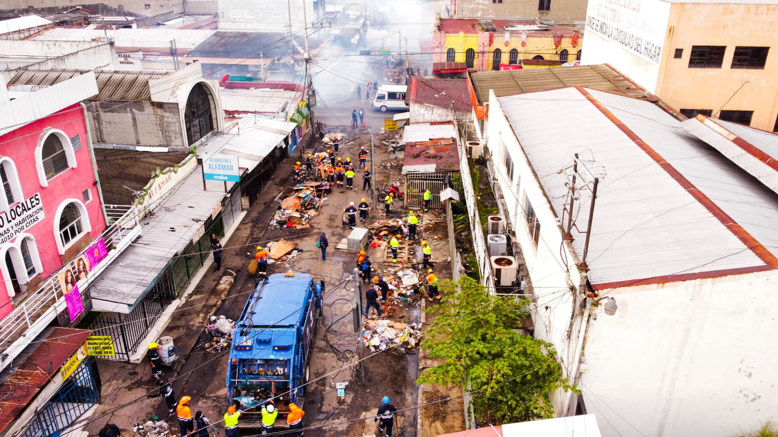 Logran despejar de ventas informales 38 cuadras del Centro Histórico de San Salvador logran-despejar-de-ventas-informales-38-cuadras-del-centro-historico-de-san-salvador