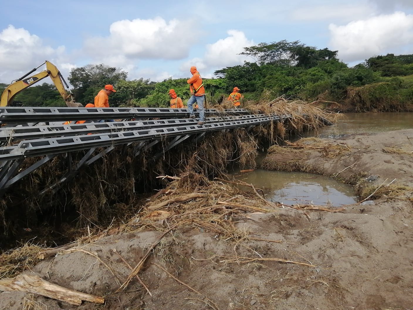 reconstruyen-puente-titihuapa-con-una-nueva-infraestructura-resiliente-al-cambio-climatico