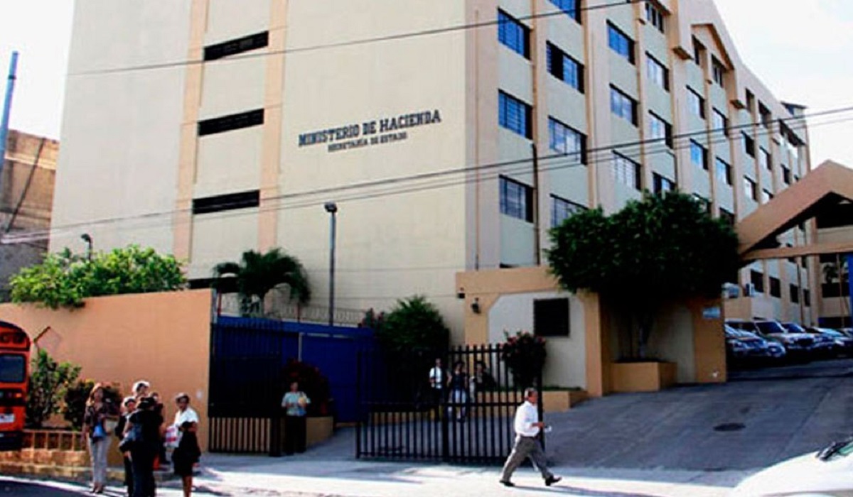Hacienda entrega FODES del mes de agosto a las 262 alcaldías hacienda-entrega-fodes-del-mes-de-agosto-a-las-262-alcaldias
