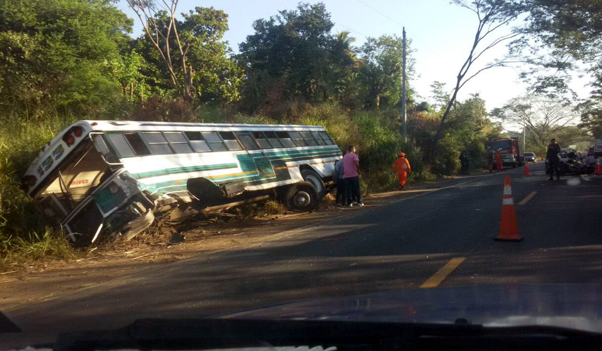 fotos-fatal-accidente-de-transito-en-carretera-el-litoral