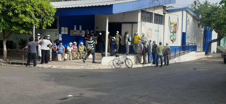 Denuncian que alcaldía de ARENA, en San José Villanueva, está violando derechos salariales de empleados denuncian-que-alcaldia-de-arena-en-san-jose-villanueva-esta-violando-derechos-salariales-de-empleados