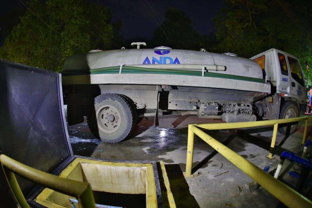 Plan de contingencia de ANDA abastece de agua potable a hospitales plan-de-contingencia-de-anda-abastece-de-agua-potable-a-hospitales
