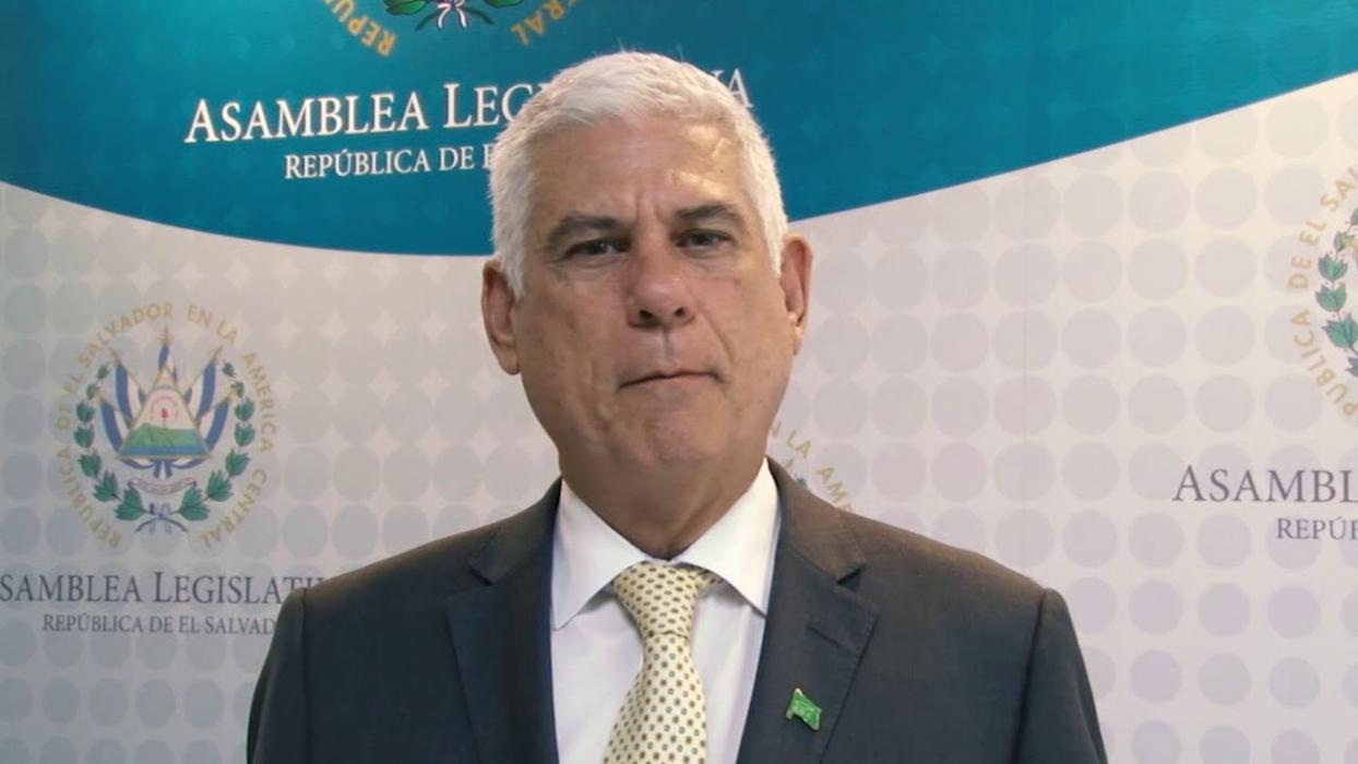 presidente-de-cifco-emplaza-a-parker-por-llamar-pandilleros-a-jovenes-beneficiados-por-el-plan-control-territorial