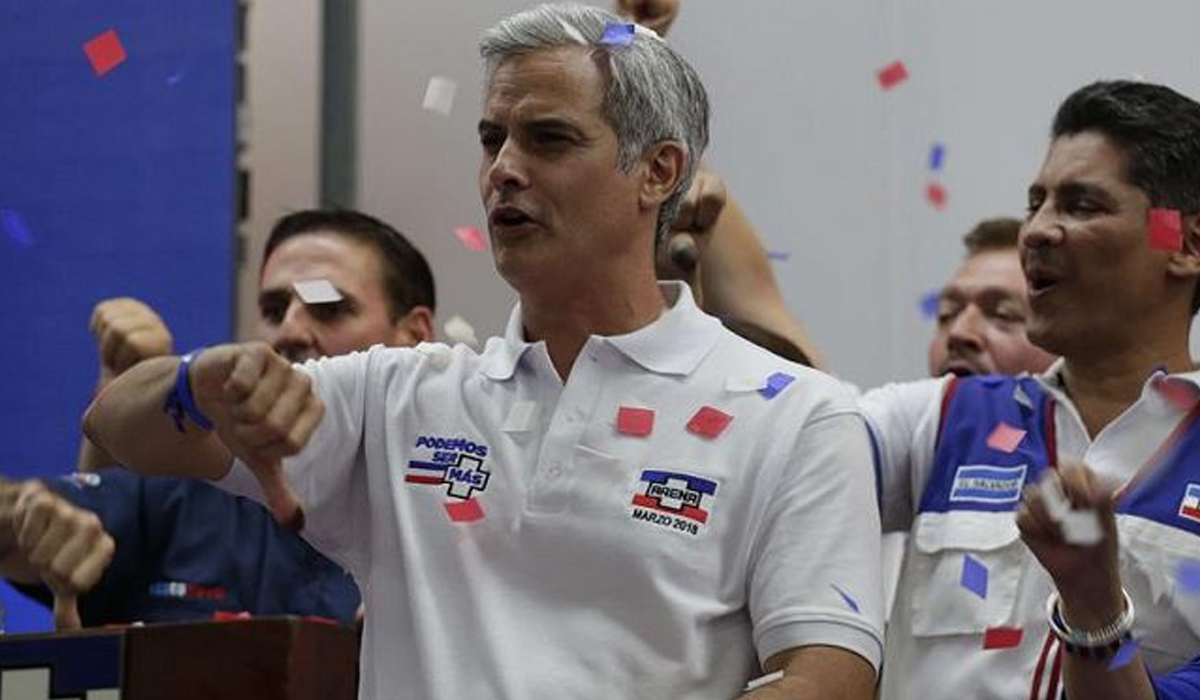 Presidente de ARENA se enoja porque le pidan que devuelva lo robado y ataca a Bukele presidente-de-arena-se-enoja-porque-le-pidan-que-devuelva-lo-robado-y-ataca-a-bukele