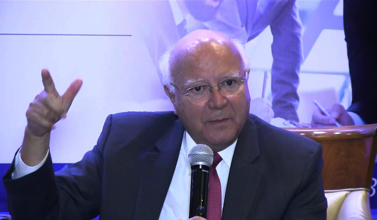 Exministro de ARENA: Bukele va ganando porque salvadoreños son “vergonzosamente ignorantes” exministro-de-arena-bukele-va-ganando-porque-salvadorenos-son-vergonzosamente-ignorantes
