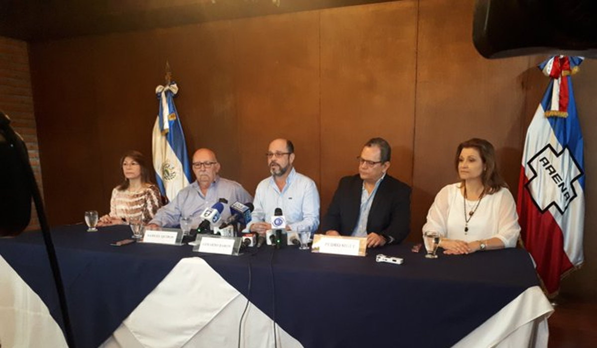 arena-se-pide-a-si-misma-que-devuelva-lo-robado
