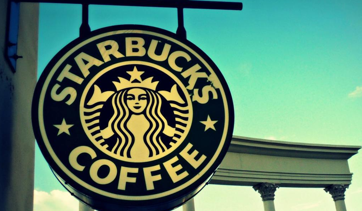 starbucks-contratara-10-mil-refugiados-en-respuesta-al-veto-de-trump-a-musulmanes