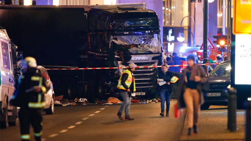 varios-muertes-tras-ataque-de-un-camion-contra-un-mercado-navideno-en-berlin