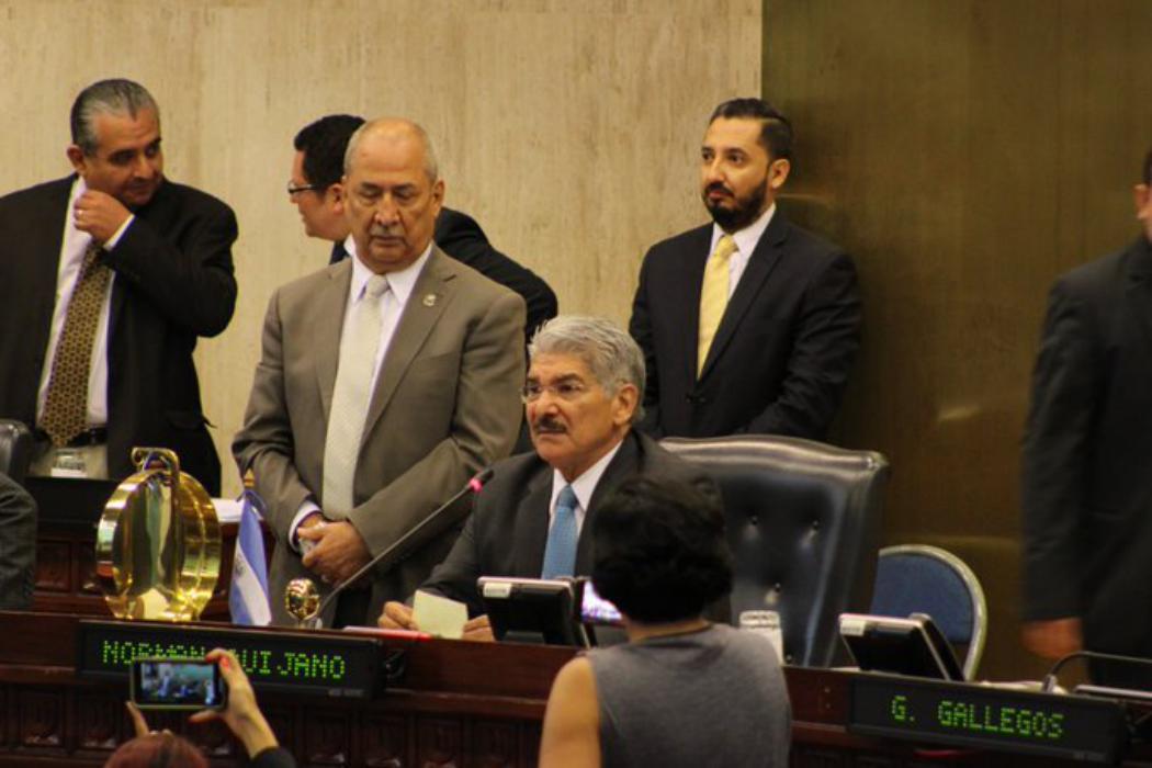 Diputados se ausentan de la plenaria para no aprobar fondos para seguridad diputados-se-ausentan-de-la-plenaria-para-no-aprobar-fondos-para-seguridad