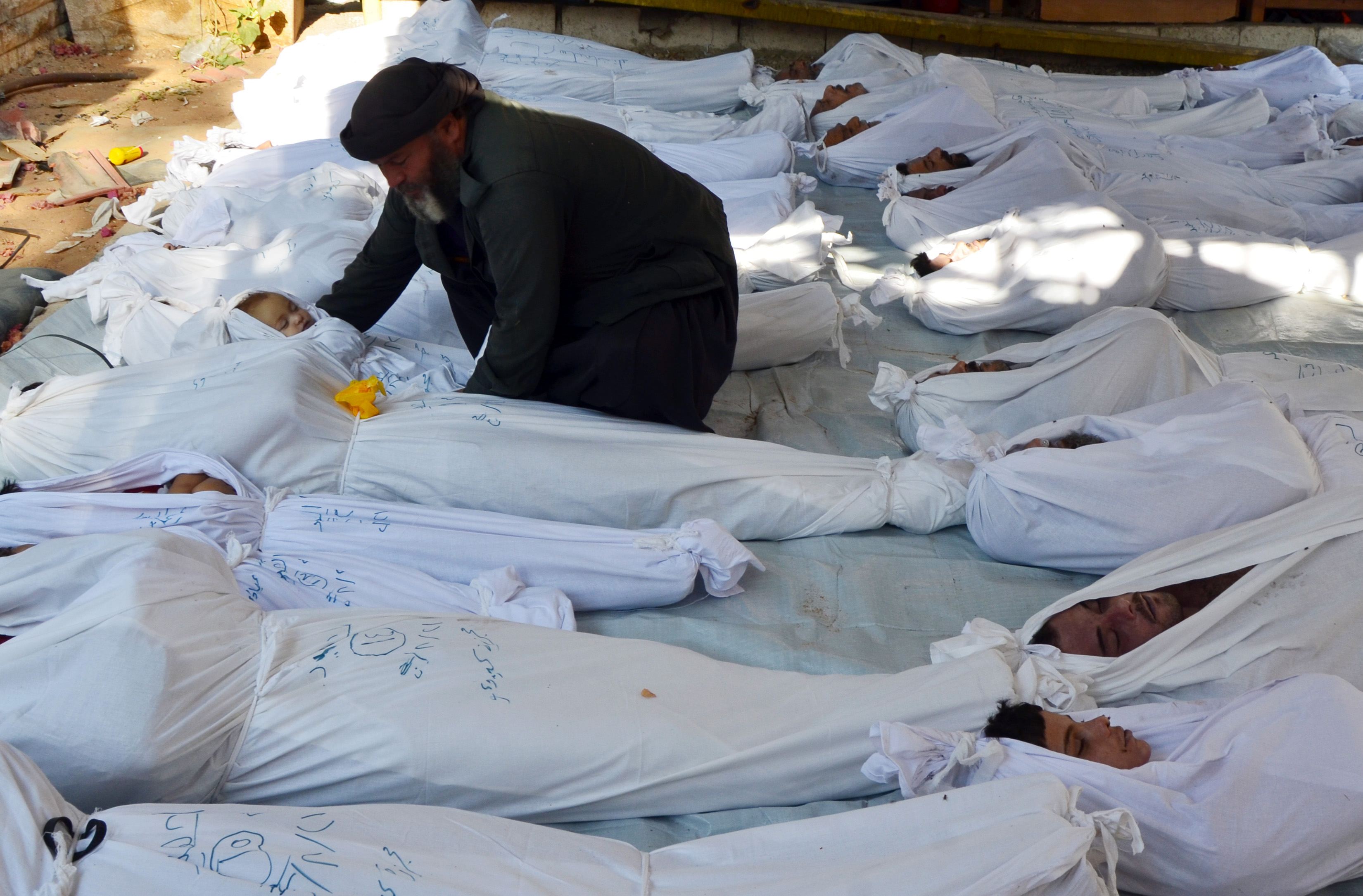 ong-asegura-que-ya-van-mas-de-300000-muertos-en-siria