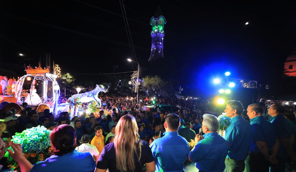 Calleja llega a San Vicente y es recibido con gritos de “devuelvan lo robado” calleja-llega-a-san-vicente-y-es-recibido-con-gritos-de-devuelvan-lo-robado