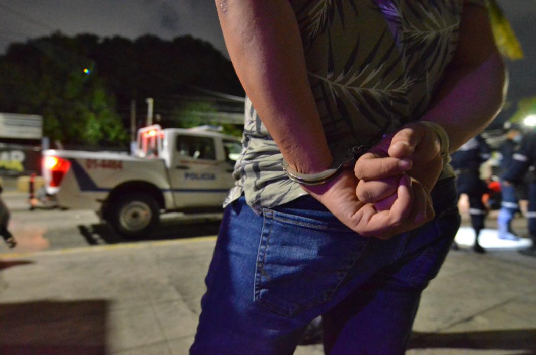 Controles de la PNC continúan arrestando a conductores temerarios controles-de-la-pnc-continuan-arrestando-a-conductores-temerarios