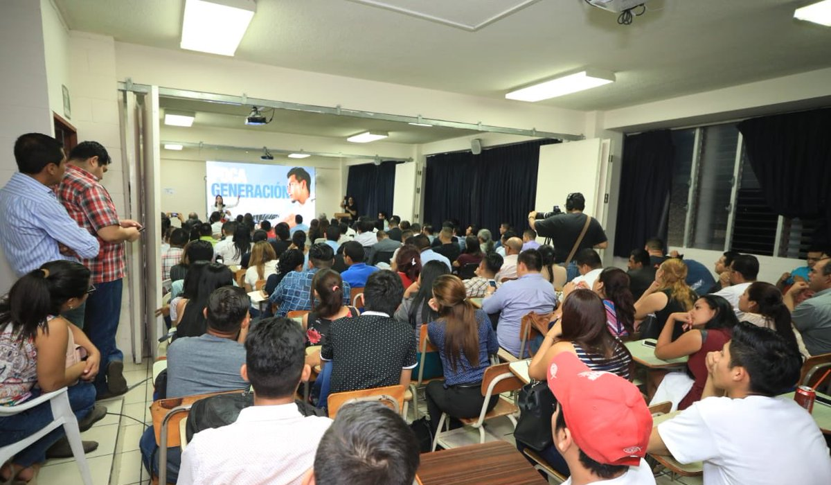 Estudiantes universitarios piden a Carmen Aída Lazo que ARENA devuelva lo robado estudiantes-universitarios-piden-a-carmen-aida-lazo-que-arena-devuelva-lo-robado